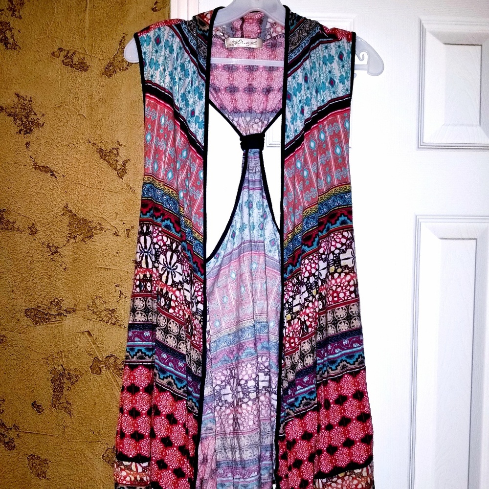 Multi patterned duster/shrug
